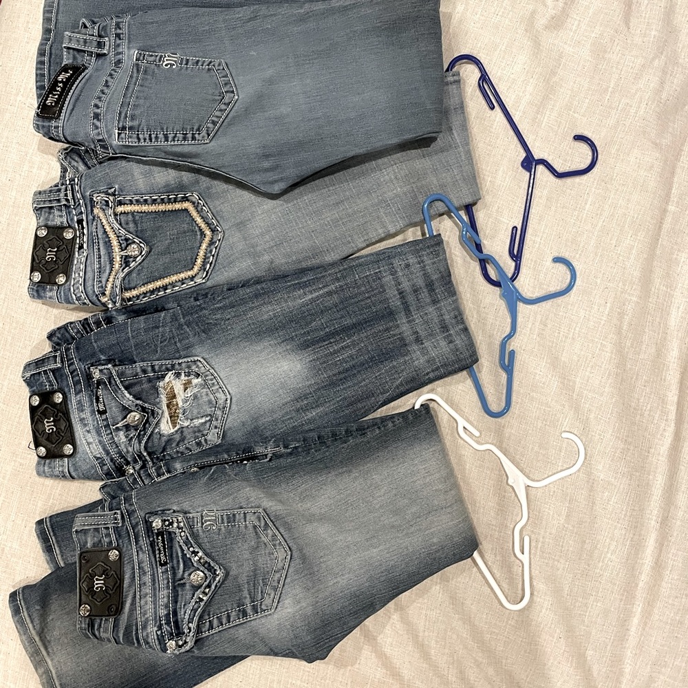 Miss me Jeans- 4 Pair - Super Cute! Lightly worn